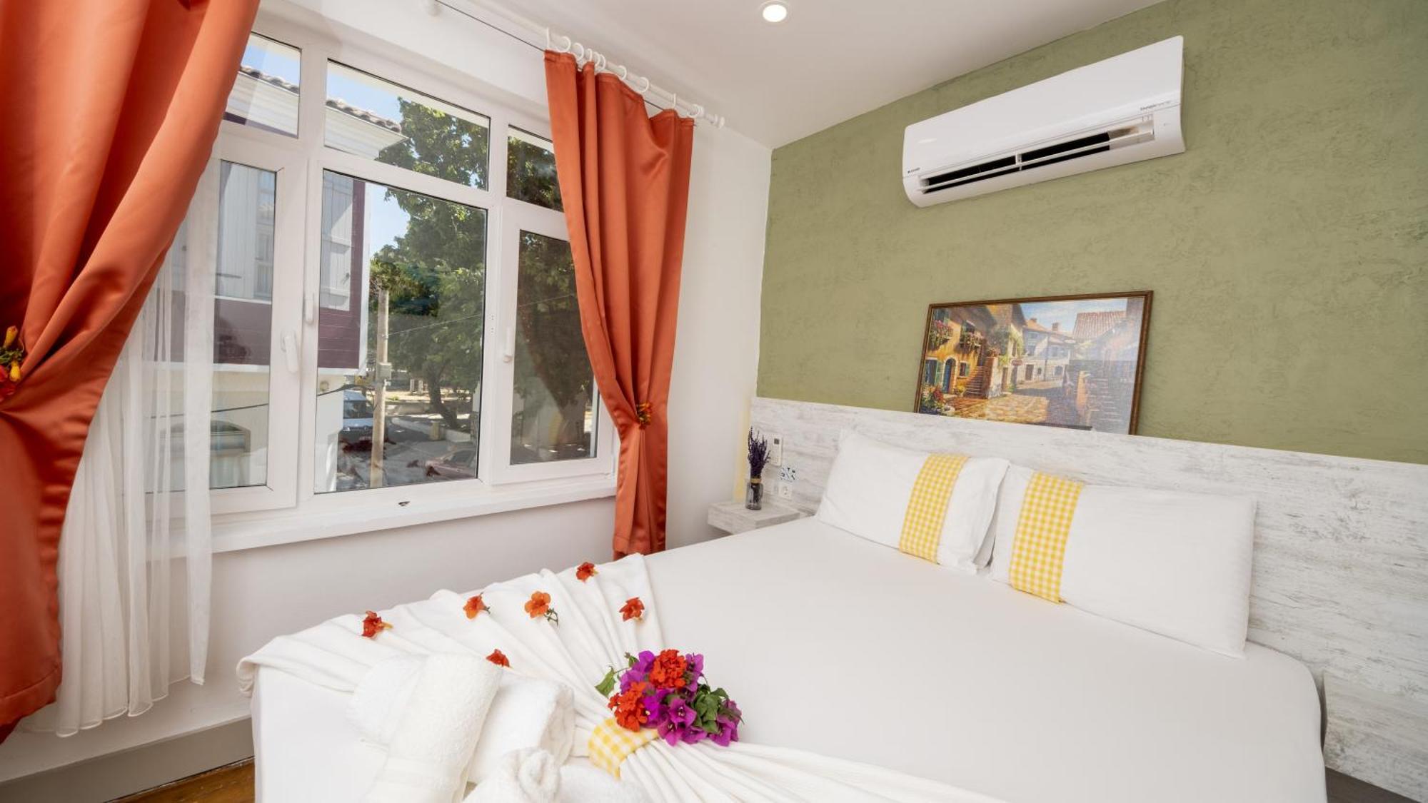 Lime Bozcaada Hotel Ngoại thất bức ảnh